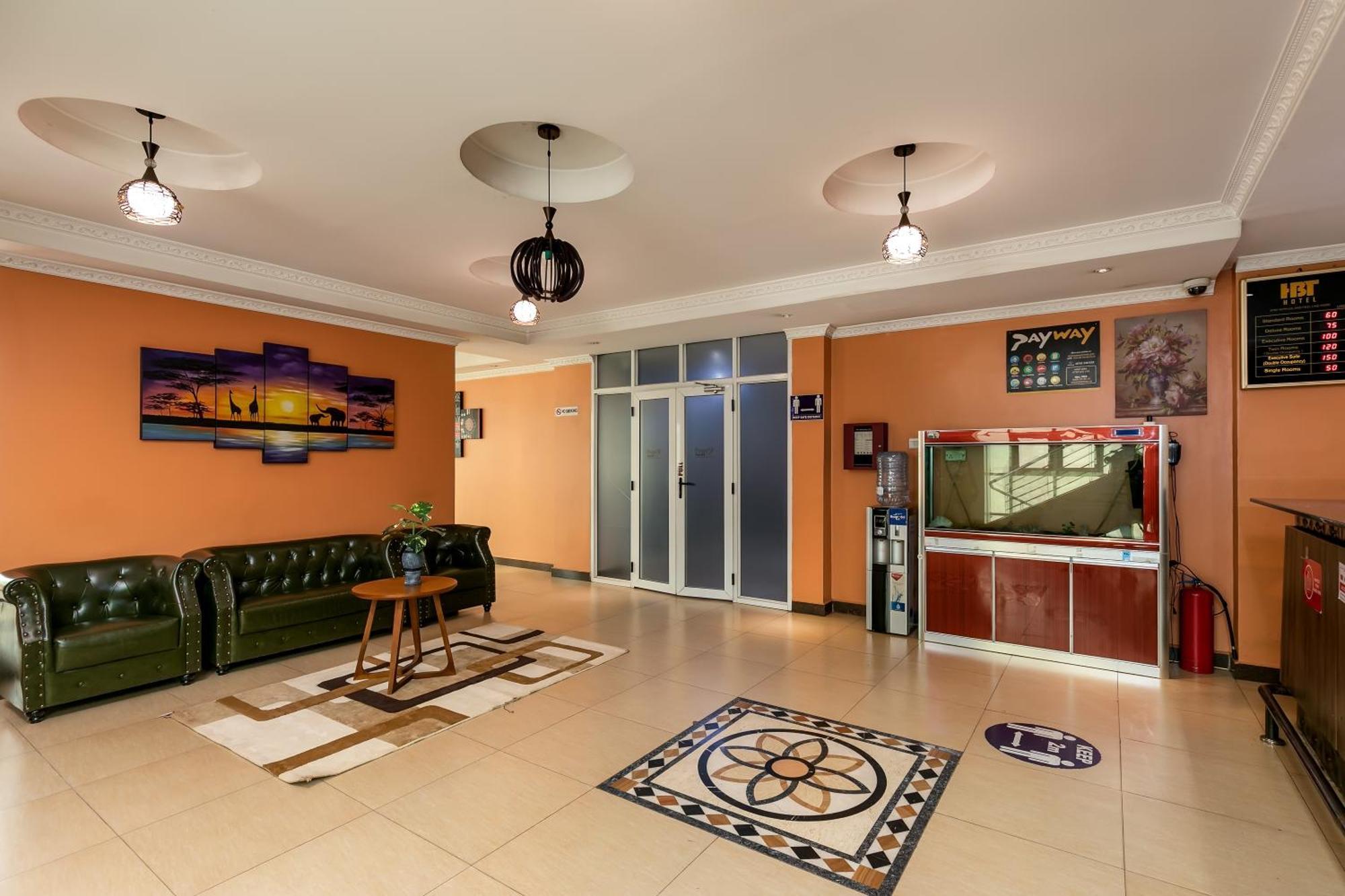 Russell Hotel Kampala Exteriér fotografie