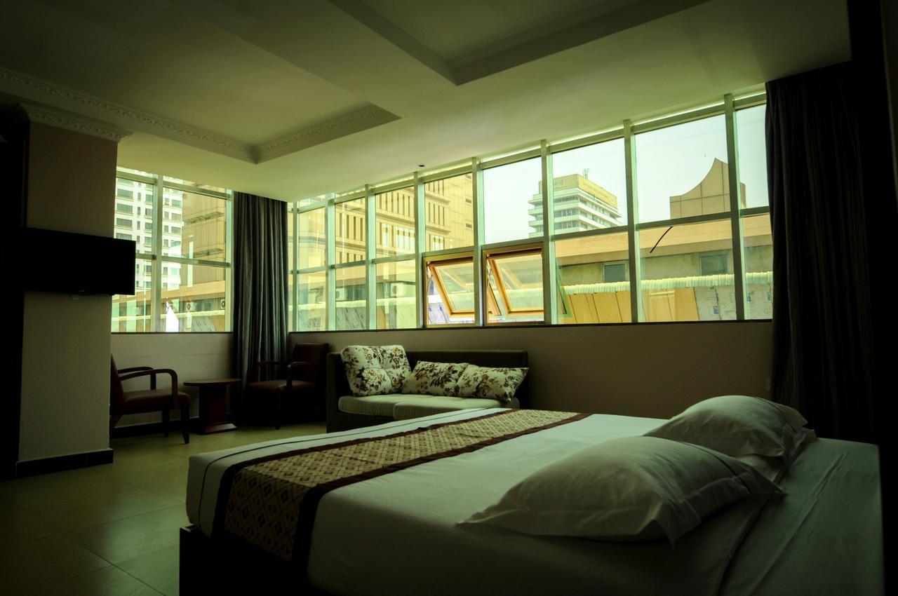 Russell Hotel Kampala Exteriér fotografie