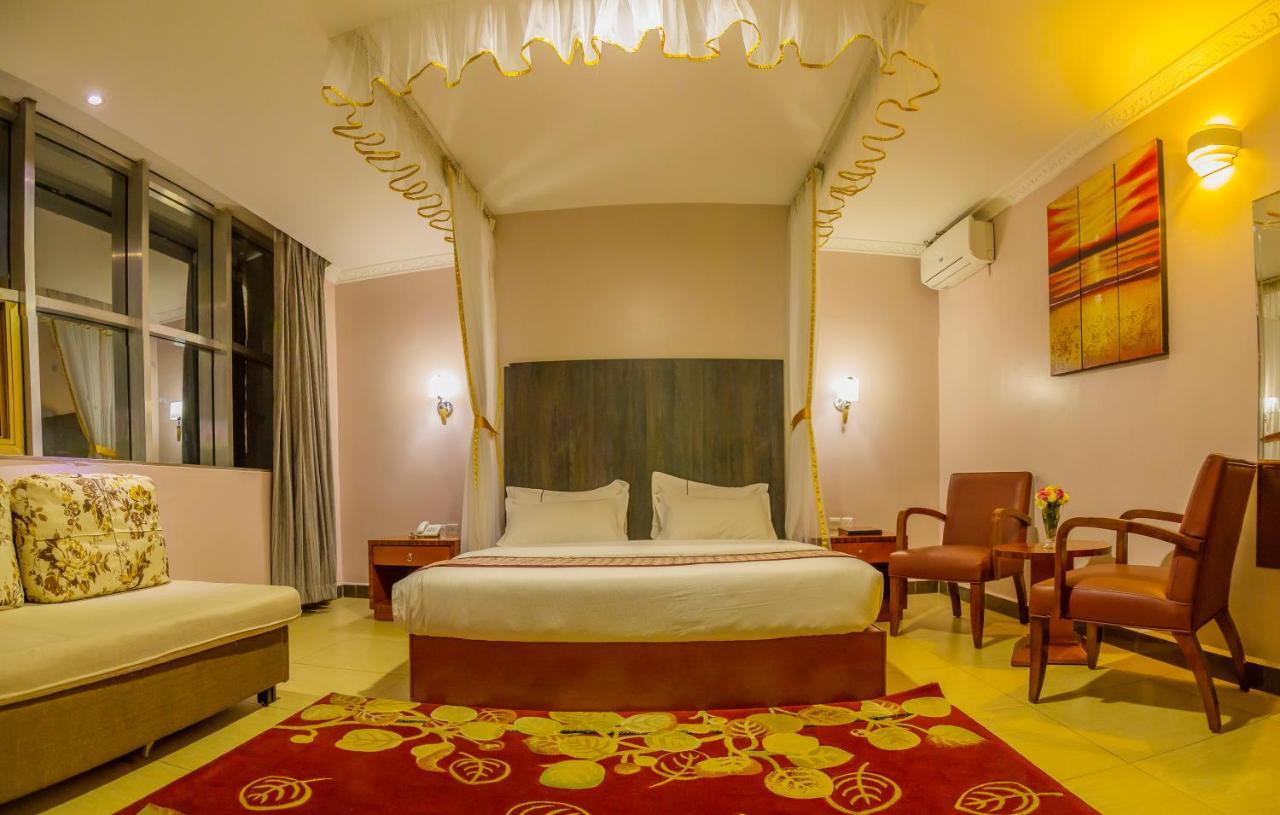Russell Hotel Kampala Exteriér fotografie